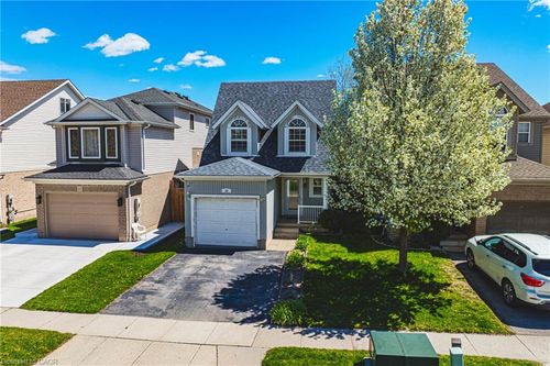 15 Lardner St, Cambridge, ON, N3C4K6 | Card Image