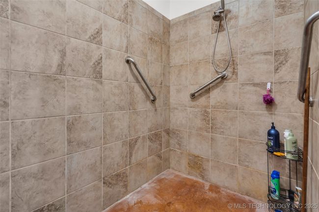 300 Nw 6 Th St, House other with 3 bedrooms, 2 bathrooms and null parking in Kingston OK | Image 35