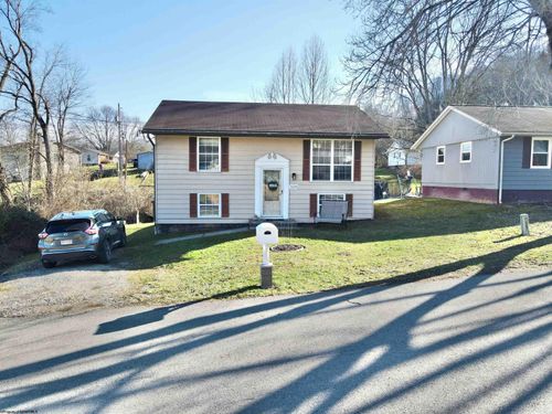 305 Rada Avenue, Weston, WV, 26452 | Card Image