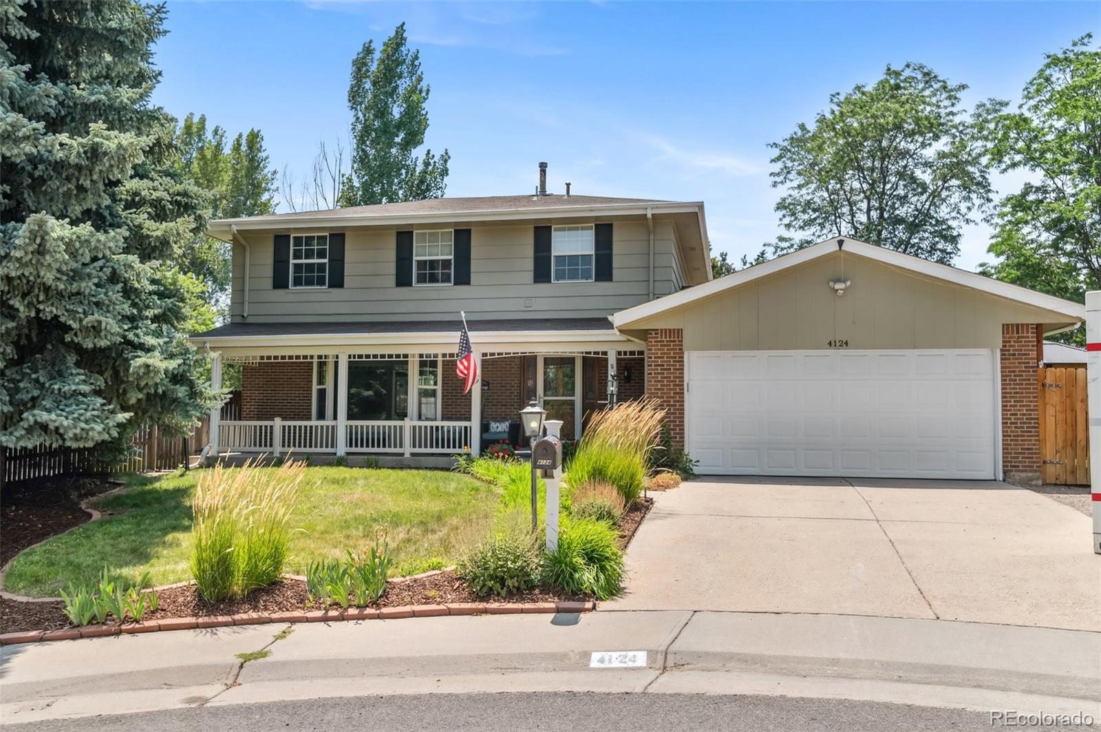 Maplewood Pl, Centennial, CO 80121