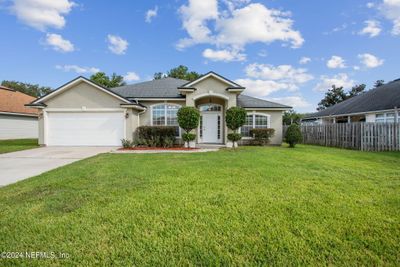 9383 Bruntsfield Drive, House other with 3 bedrooms, 2 bathrooms and null parking in Jacksonville FL | Image 2