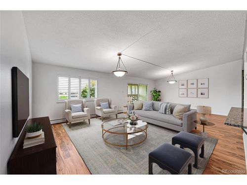 40-9d-645 S Alton Way, Denver, CO, 80247-1767 | Card Image