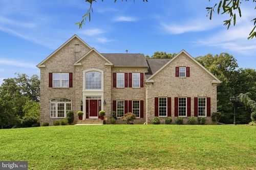 3105 Lowe Ln, Fort Washington, MD, 20744-1439 | Card Image