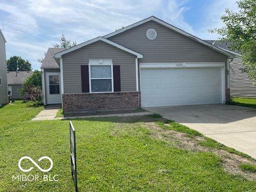 13120 N Brick Chapel Dr, Camby, IN, 46113-8813 | Card Image