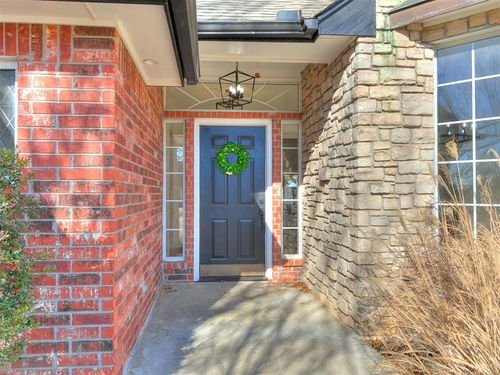 16523 Cobblestone Cir, Choctaw, OK, 73020-6953 | Card Image