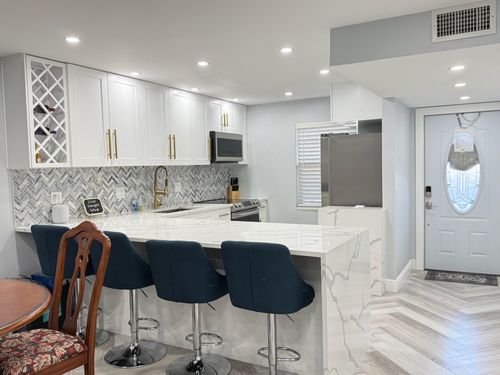 apt-103-7300 Nw 5th Pl, Margate, FL, 33063-4245 | Card Image