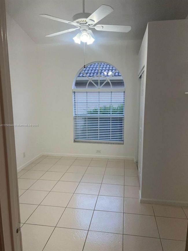 3922 Diamond Palladium Ter, House other with 2 bedrooms, 2 bathrooms and null parking in Boynton Beach FL | Image 5