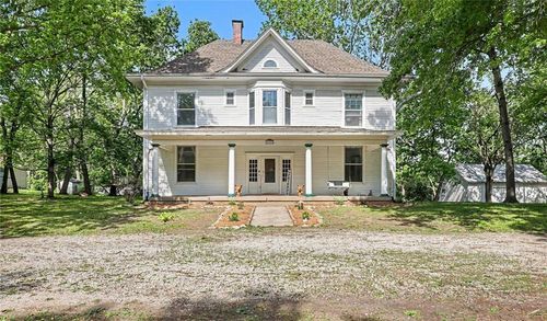 405 5th St, Camden Point, MO, 64018-8707 | Card Image