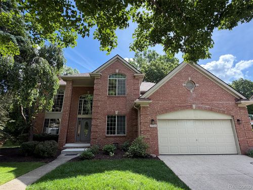 27424 Rosewood Court, Farmington Hills, MI, 48334 | Card Image