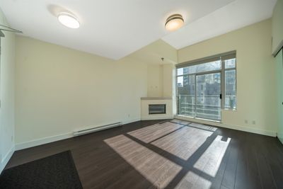 407 - 535 Smithe St, Condo with 1 bedrooms, 1 bathrooms and 1 parking in Vancouver BC | Image 3