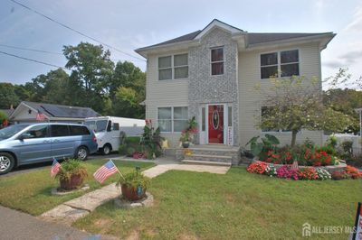 941 Grove Avenue, House other with 4 bedrooms, 1 bathrooms and null parking in Old Bridge NJ | Image 2