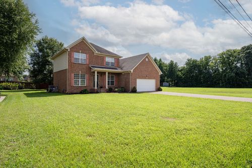 7011 Buffalo Dr, LA VERGNE, TN, 37086-4175 | Card Image
