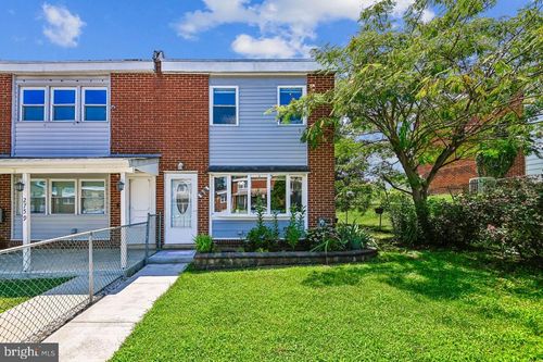 2757 Yarnall Rd, Baltimore, MD, 21227-4814 | Card Image