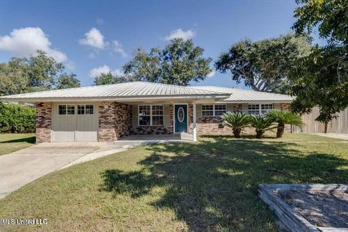 108-R Vance Pl, Long Beach, MS, 39560-5325 | Card Image