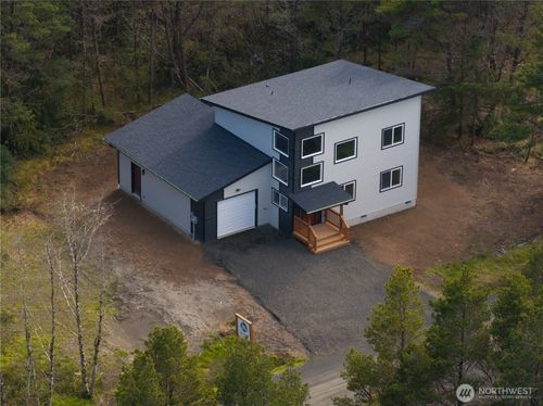 1235 Sunset Beach Ln, Westport, WA, 98595-8302 | Card Image