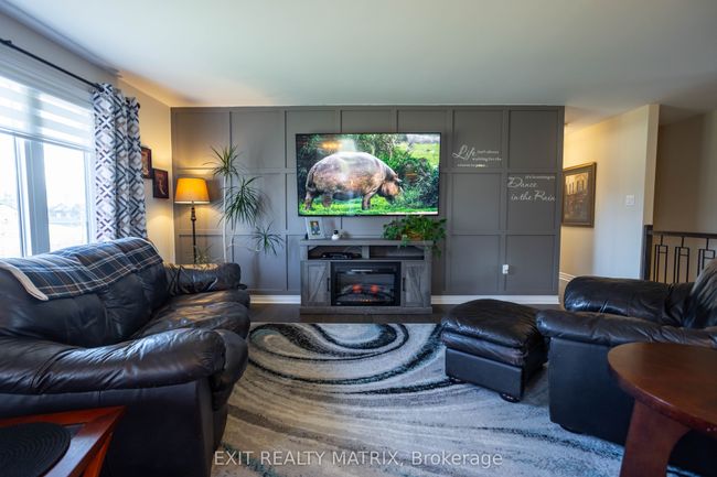 63 Nadine St, House other with 4 bedrooms, 3 bathrooms and 6 parking in Bourget ON | Image 21