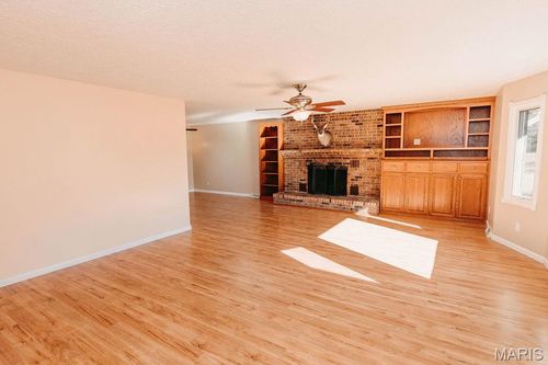 42485 Highway Bb, Dixon, MO, 65459-7022 | Card Image