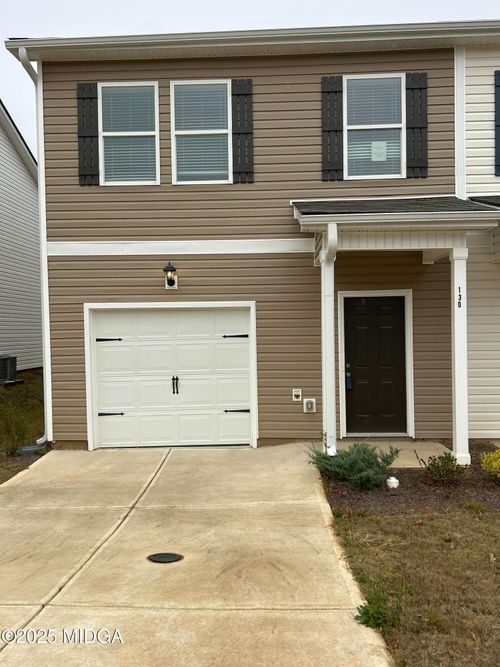 130 Red Oak Trl Nw, milledgeville, GA, 31061-6693 | Card Image