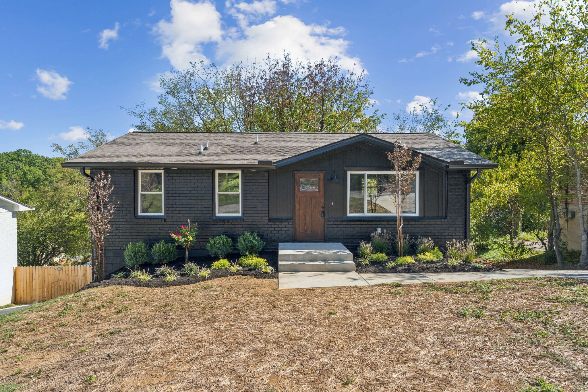 Combs Dr, Nashville, TN 37207