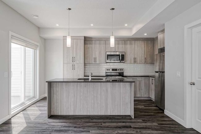 282 Canals Cross Sw, Townhouse with 3 bedrooms, 3 bathrooms and 2 parking in Airdrie AB | Image 9