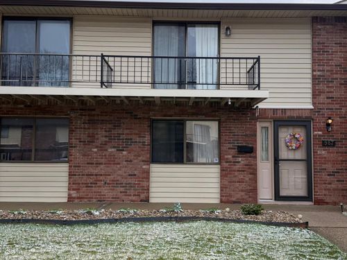 987 Greenwood Trail W, Greenwood, IN, 46142 | Card Image