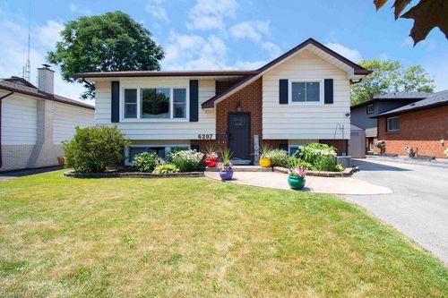 6207 Kirkland Dr, Niagara Falls, ON, L2H2A7 | Card Image