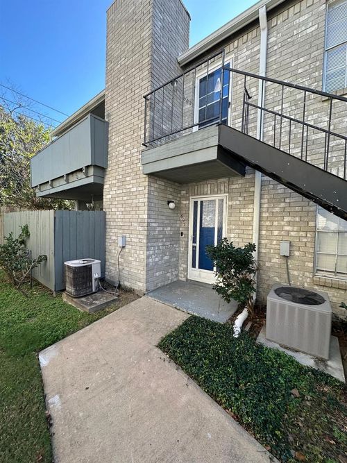 601-9797 Leawood Blvd, Houston, TX, 77099-2666 | Card Image
