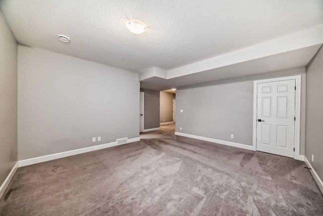 153 Carrington Close Nw, Home with 4 bedrooms, 3 bathrooms and 4 parking in Calgary AB | Image 37