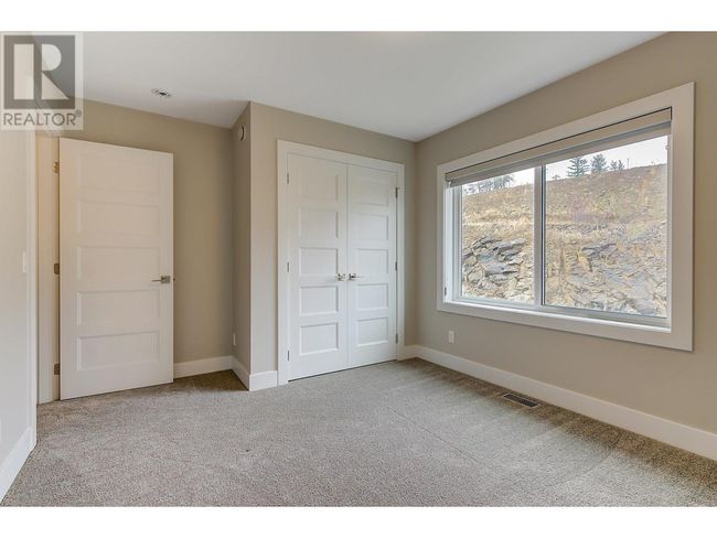 788 Acadia St, House other with 4 bedrooms, 3 bathrooms and 2 parking in Kelowna BC | Image 36
