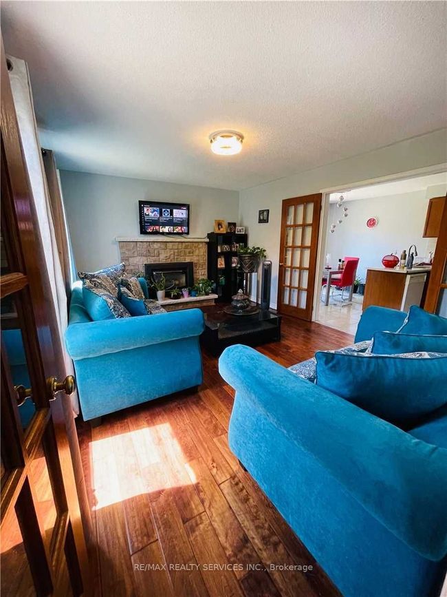 98 Nuffield St, House other with 4 bedrooms, 3 bathrooms and 2 parking in Brampton ON | Image 4