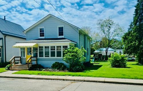 338 Smith St, Port Stanley, ON, N5L1C6 | Card Image