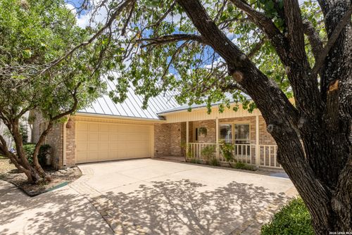 6 Cottesmore Ct, San Antonio, TX, 78218-1745 | Card Image