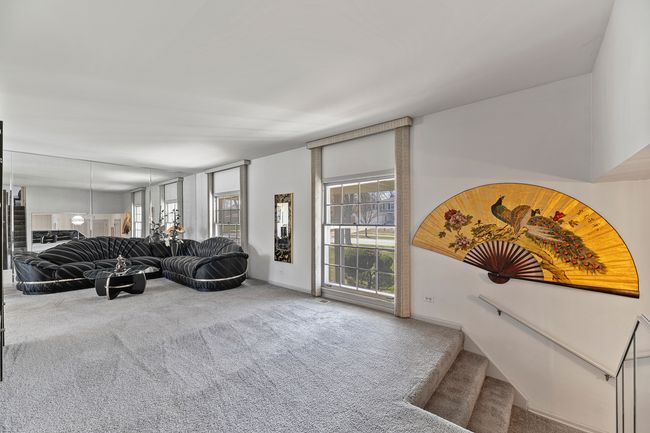 2213 Strawberry Ln, House other with 3 bedrooms, 3 bathrooms and 2 parking in Glenview IL | Image 8