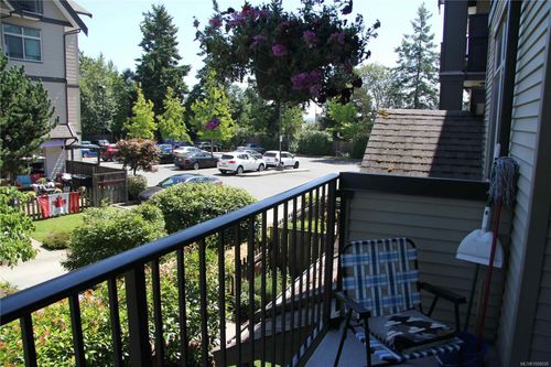207-2117 Meredith Rd, Nanaimo, BC, V9S2N2 | Card Image