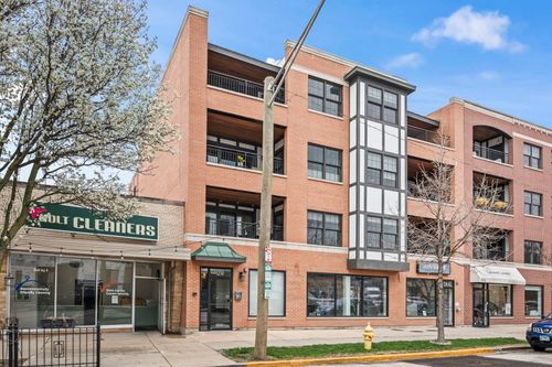 3s-20 S Fairview Ave, Park Ridge, IL, 60068-4067 | Card Image