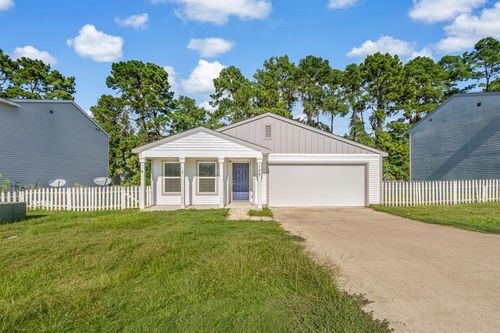 184 Red Clover, Livingston, TX, 77351-0113 | Card Image
