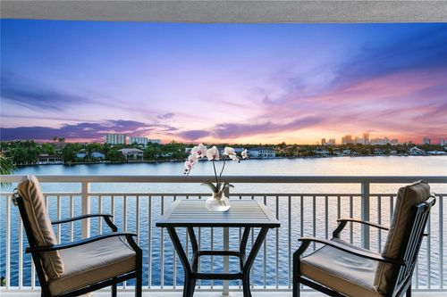 501-511 Bayshore Dr, Fort Lauderdale, FL, 33304-3978 | Card Image