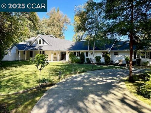 354 Love Ln, Danville, CA, 94526-3250 | Card Image