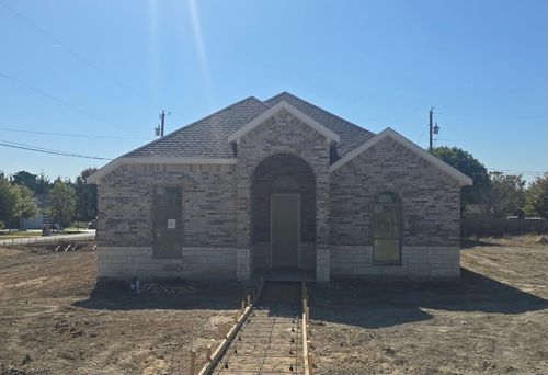 101 E Southbrook Dr, Glenn Heights, TX, 75154-2119 | Card Image