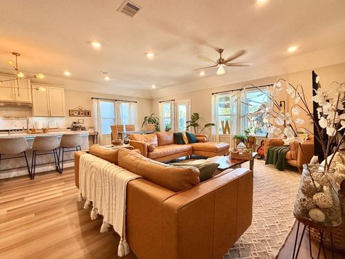 2137 Woodland Pine Dr, Conroe, TX, 77384-2041 | Card Image