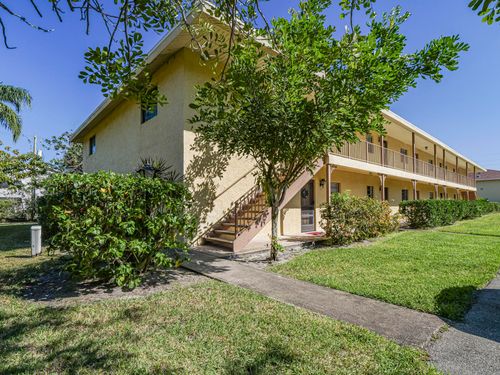 g2-400 18th St, Vero Beach, FL, 32960-5681 | Card Image