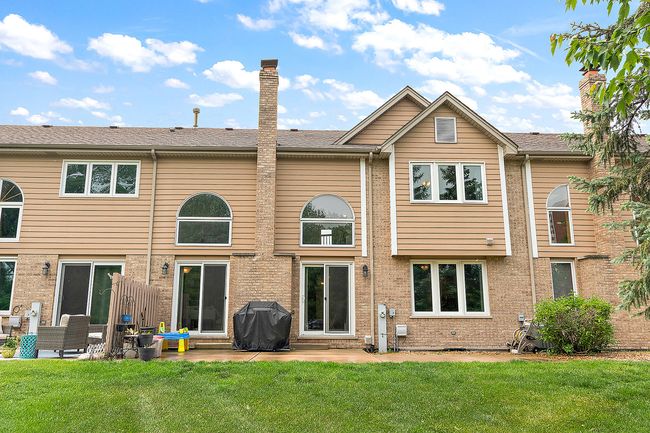 7706 Northfield Ln, Townhouse with 2 bedrooms, 4 bathrooms and 2 parking in Tinley Park IL | Image 25