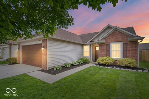 937 Barnwell Way, Indianapolis, IN, 46217-5381 | Card Image