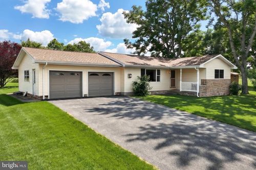 124 Stultz Rd, FAIRFIELD, PA, 17320-9250 | Card Image