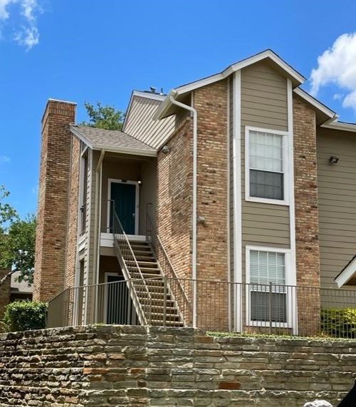 apt-2001-8600 Coppertowne Ln, Dallas, TX, 75243-8055 | Card Image