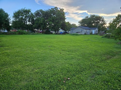 North N Avenue S, Freeport, TX, 77541 | Card Image