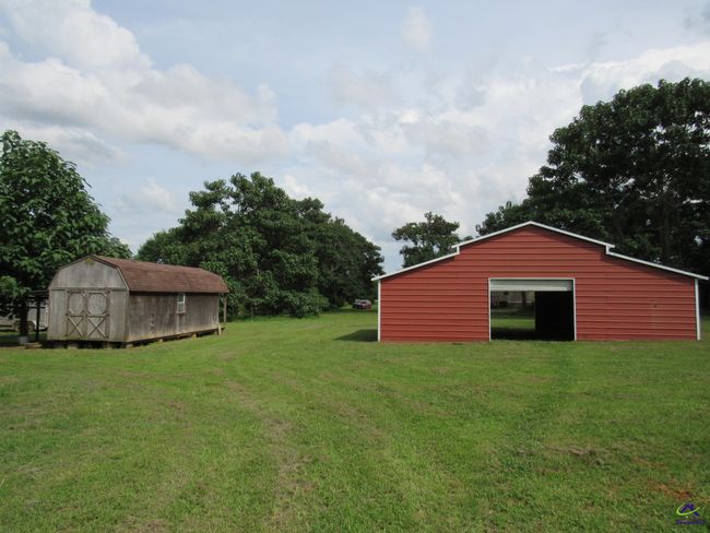 637 Grovania Rd, House other with 4 bedrooms, 2 bathrooms and null parking in Hawkinsville GA | Image 21