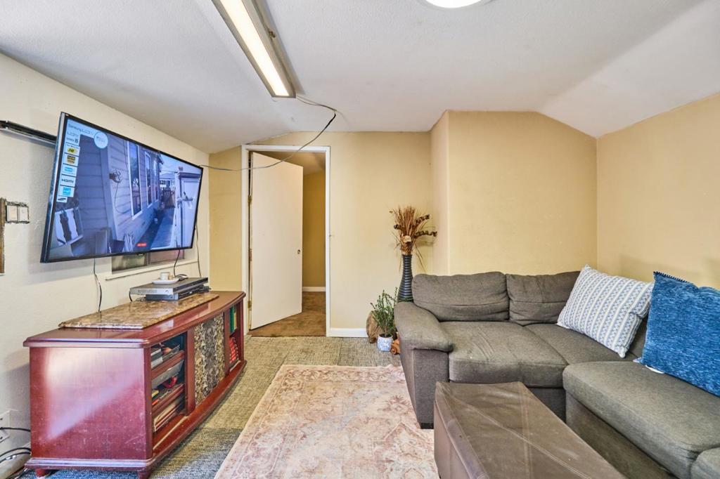 Residential in Hollister 3