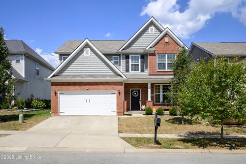 8515 Long Bow Ln, Louisville, KY, 40291-3177 | Card Image