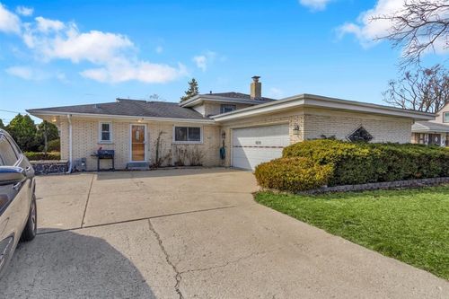 4530 Butterfield Rd, Hillside, IL, 60162-1353 | Card Image